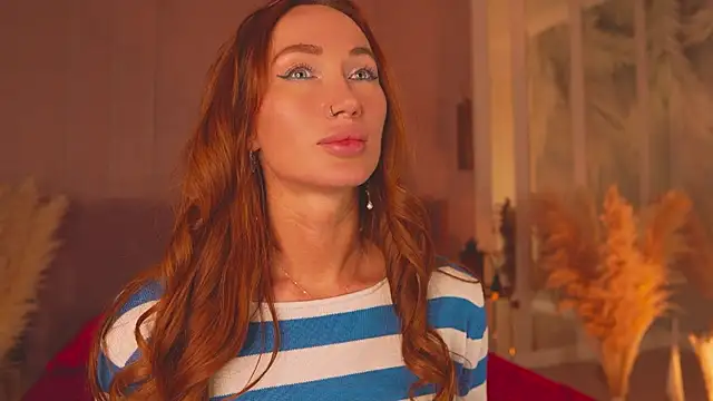 SerenaWest  online show from April 4, 2026, 5:10 pm