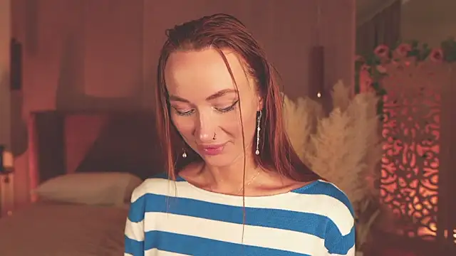 SerenaWest  online show from April 13, 2026, 5:40 pm