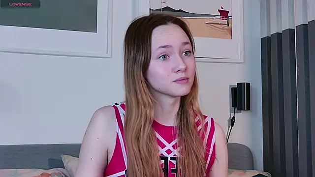 Snapshot of Bethany_sparkle chatting on April 15, 2026, 7:37 am Bethany sparkle online show from April 15, 2026, 7:37 am