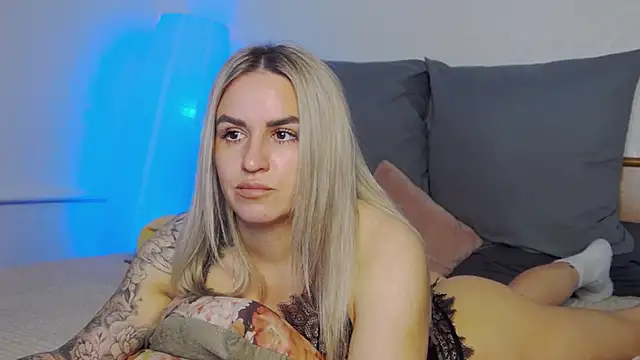 Snapshot of sexy_fuzzy_socks chatting on May 18, 2026, 6:41 am sexy fuzzy socks online show from May 18, 2026, 6:41 am