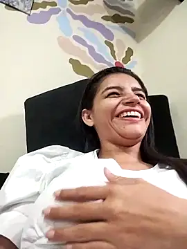 Snapshot of leidi-95- chatting on May 10, 2026, 10:26 pm leidi-95- online show from May 10, 2026, 10:26 pm