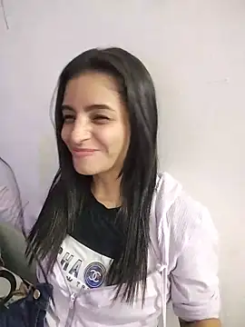Snapshot of leidi-95- chatting on May 24, 2026, 12:15 am leidi-95- online show from May 24, 2026, 12:15 am