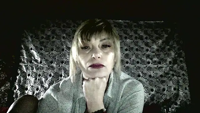 Snapshot of Lia_Rayss chatting on March 18, 2026, 8:12 pm Lia Rayss online show from March 18, 2026, 8:12 pm