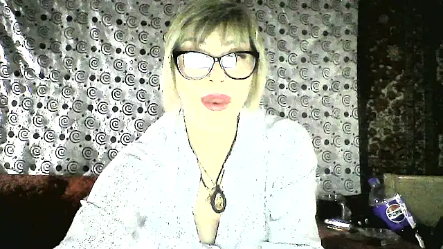 Snapshot of Lia_Rayss chatting on March 19, 2026, 8:24 pm Lia Rayss online show from March 19, 2026, 8:24 pm