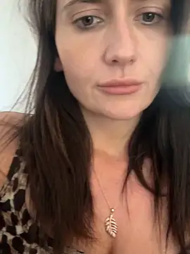 Siren  xxx online show from May 26, 2026, 1:07 pm