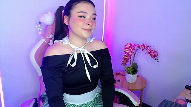 Nahia Brm online show from April 8, 2026, 2:39 pm