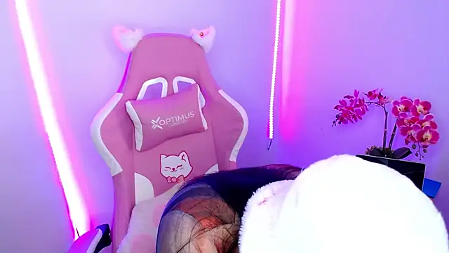 Nahia Brm online show from April 24, 2026, 3:03 pm