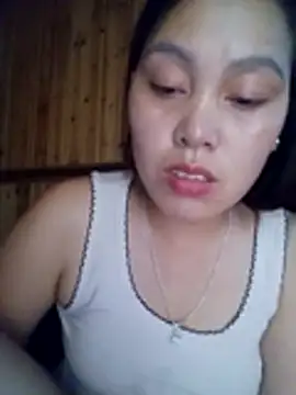 Snapshot of Abi-ni chatting on May 17, 2026, 10:44 am Abi-ni online show from May 17, 2026, 10:44 am