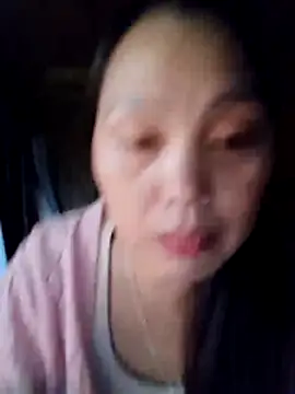 Snapshot of Abi-ni chatting on May 17, 2026, 11:23 pm Abi-ni online show from May 17, 2026, 11:23 pm