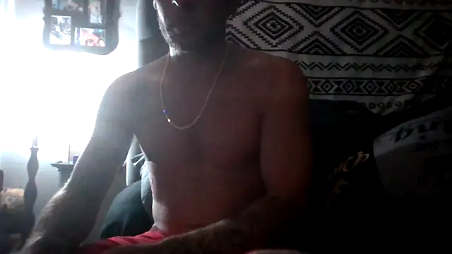 Snapshot of Envyussfantasy chatting on April 14, 2026, 7:36 am Envyussfantasy online show from April 14, 2026, 7:36 am