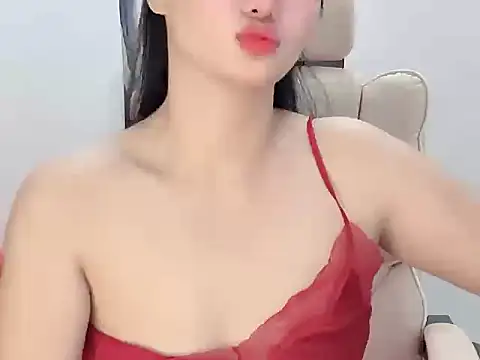 Snapshot of AmyLinee_1 chatting on June 7, 2026, 5:38 pm AmyLinee 1 online show from June 7, 2026, 5:38 pm