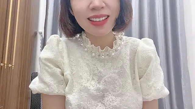 Ryo-Jisoo online show from April 23, 2026, 12:29 pm