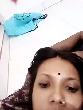 Candyy crushh online show from May 9, 2026, 4:17 am
