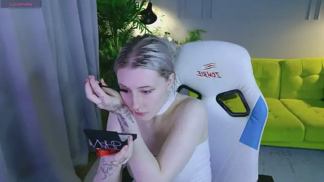 oh  lily online show from July 15, 2026, 1:38 pm