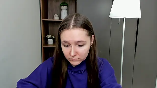 Snapshot of HerminaBatiz chatting on March 17, 2026, 5:11 am HerminaBatiz online show from March 17, 2026, 5:11 am