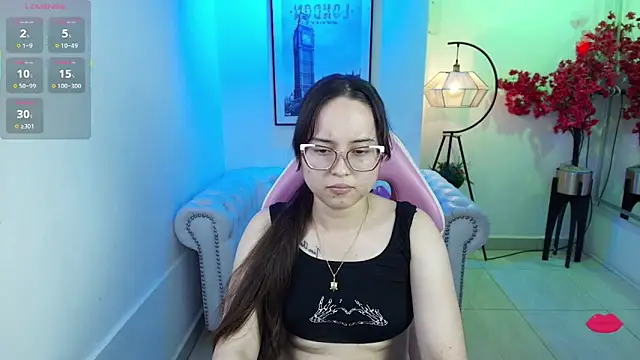 Snapshot of Shady_bug chatting on May 1, 2026, 9:08 pm Shady bug online show from May 1, 2026, 9:08 pm