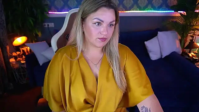 Snapshot of AlissyaGrayy chatting on July 26, 2026, 7:10 pm AlissyaGrayy online show from July 26, 2026, 7:10 pm