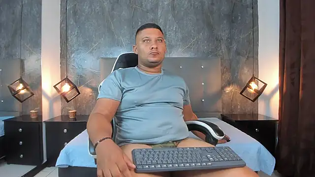 Snapshot of Liam_Carters chatting on March 28, 2026, 11:43 am Liam Carters online show from March 28, 2026, 11:43 am