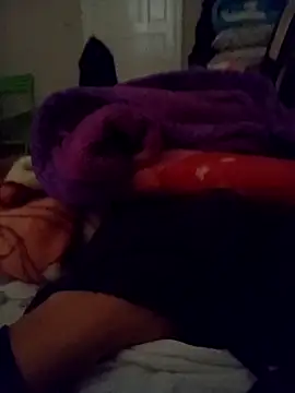 Snapshot of Diaaeddne chatting on March 30, 2026, 10:16 am Diaaeddne online show from March 30, 2026, 10:16 am