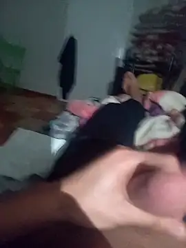 Snapshot of Diaaeddne chatting on April 10, 2026, 11:09 pm Diaaeddne online show from April 10, 2026, 11:09 pm