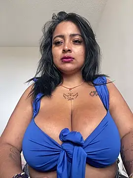Snapshot of Sarah-917 chatting on July 13, 2026, 8:00 pm Sarah-917 online show from July 13, 2026, 8:00 pm