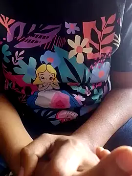 show8877 online show from March 17, 2026, 3:33 am