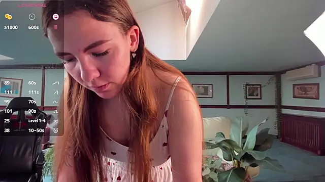 Kirarustle1 online show from May 11, 2026, 1:44 am
