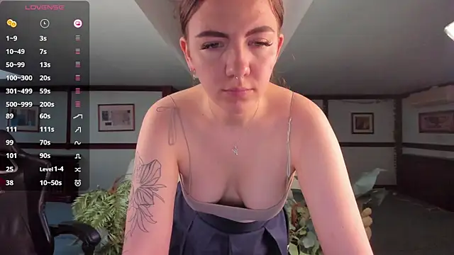 Kirarustle1 online show from June 9, 2026, 2:12 am