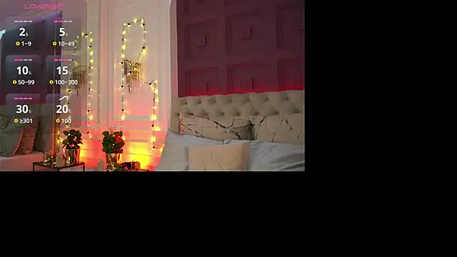 EllieJules online show from July 1, 2026, 3:52 am