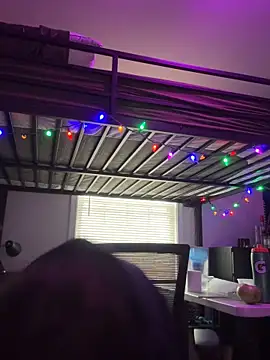 Snapshot of zerces111 chatting on March 27, 2026, 9:14 pm zerces111 online show from March 27, 2026, 9:14 pm