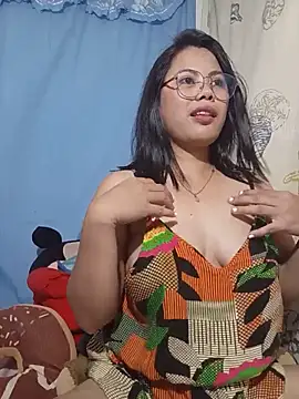 asianflirtt35 online show from June 7, 2026, 1:04 pm