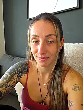 Snapshot of NicoleKaiser chatting on April 30, 2026, 8:09 am NicoleKaiser online show from April 30, 2026, 8:09 am