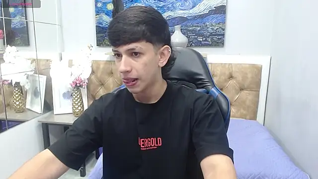 AdrianFranko online show from July 3, 2026, 12:33 pm