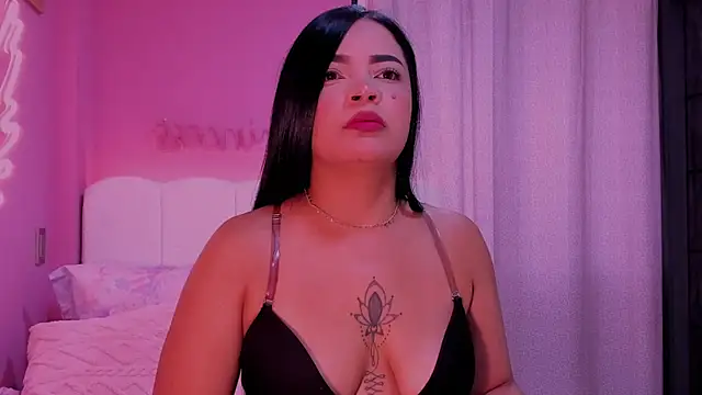 nicole fiire online show from April 4, 2026, 1:19 pm