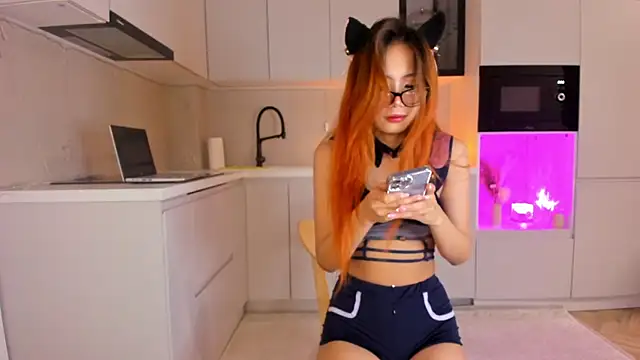 asian loverpop online show from August 5, 2026, 3:31 am