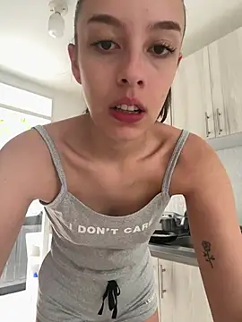 Lauren Storm online show from May 16, 2026, 3:44 pm