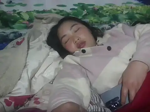 Huemy098 online show from May 2, 2026, 2:00 pm