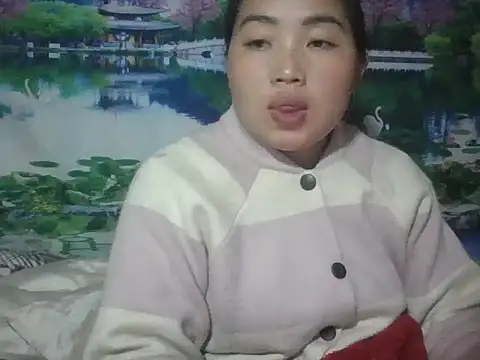 Huemy098 online show from May 3, 2026, 2:06 am