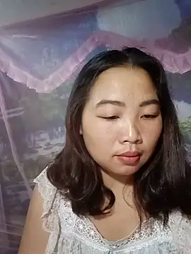 Huemy098 online show from May 15, 2026, 9:11 pm