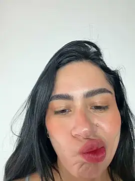 Snapshot of MoraFit_ chatting on June 3, 2026, 2:08 pm MoraFit online show from June 3, 2026, 2:08 pm