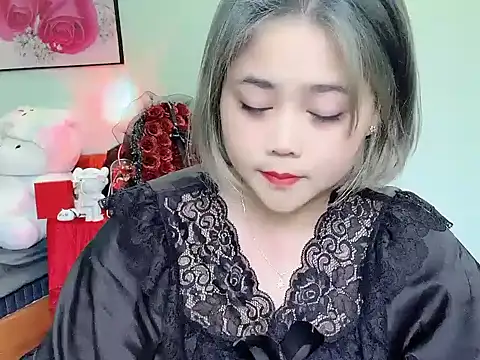 Snapshot of Nhanlu009 chatting on May 13, 2026, 9:39 am Nhanlu009 online show from May 13, 2026, 9:39 am