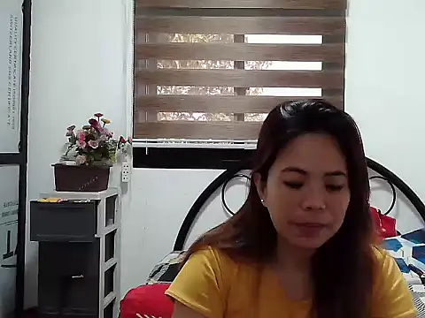 sweetciendy online show from March 29, 2026, 11:38 pm