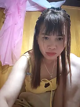 Snapshot of Reeoo-93 chatting on June 18, 2026, 9:52 pm Reeoo-93 online show from June 18, 2026, 9:52 pm