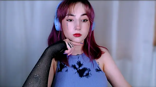 Snapshot of MistressEdith chatting on May 27, 2026, 5:54 pm MistressEdith online show from May 27, 2026, 5:54 pm