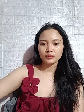 Snapshot of Akile80 chatting on June 8, 2026, 3:23 pm Akile80 online show from June 8, 2026, 3:23 pm
