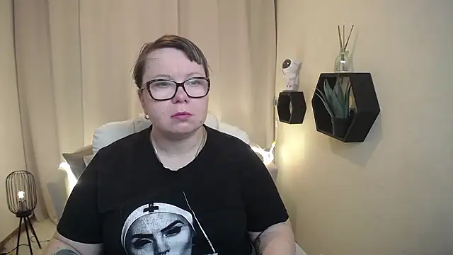 BonnnyBoobsy online show from March 23, 2026, 7:01 am