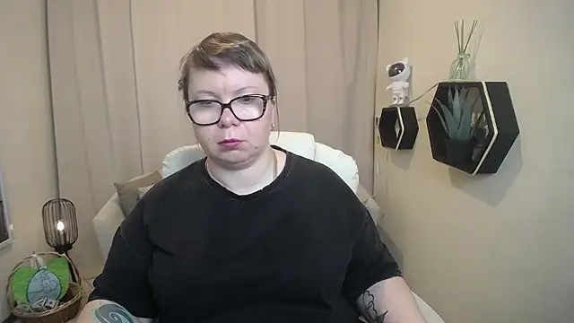 BonnnyBoobsy online show from March 27, 2026, 8:26 am