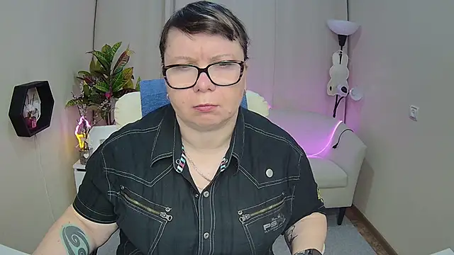 BonnnyBoobsy online show from March 29, 2026, 6:02 am