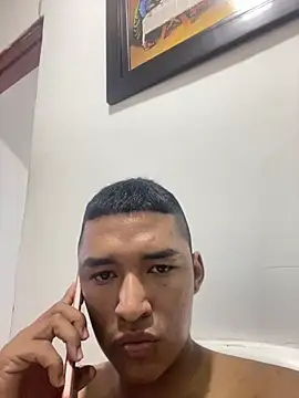 juliancito222 online show from July 14, 2026, 2:01 pm