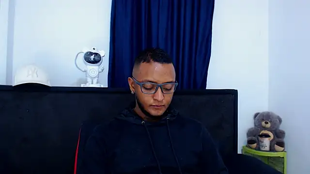 MascTyler online show from April 1, 2026, 11:13 pm